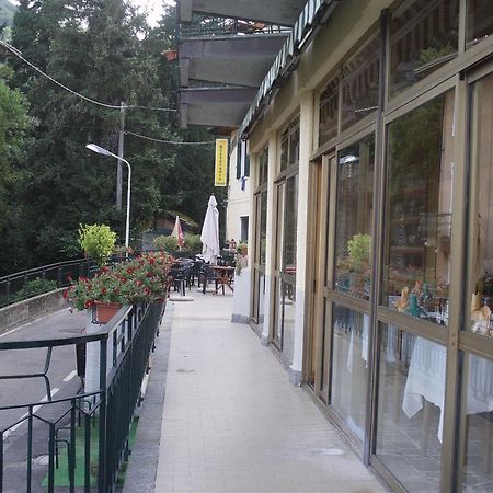 Budget Hotel Vittoria & Ristorante Marzio Ngoại thất bức ảnh